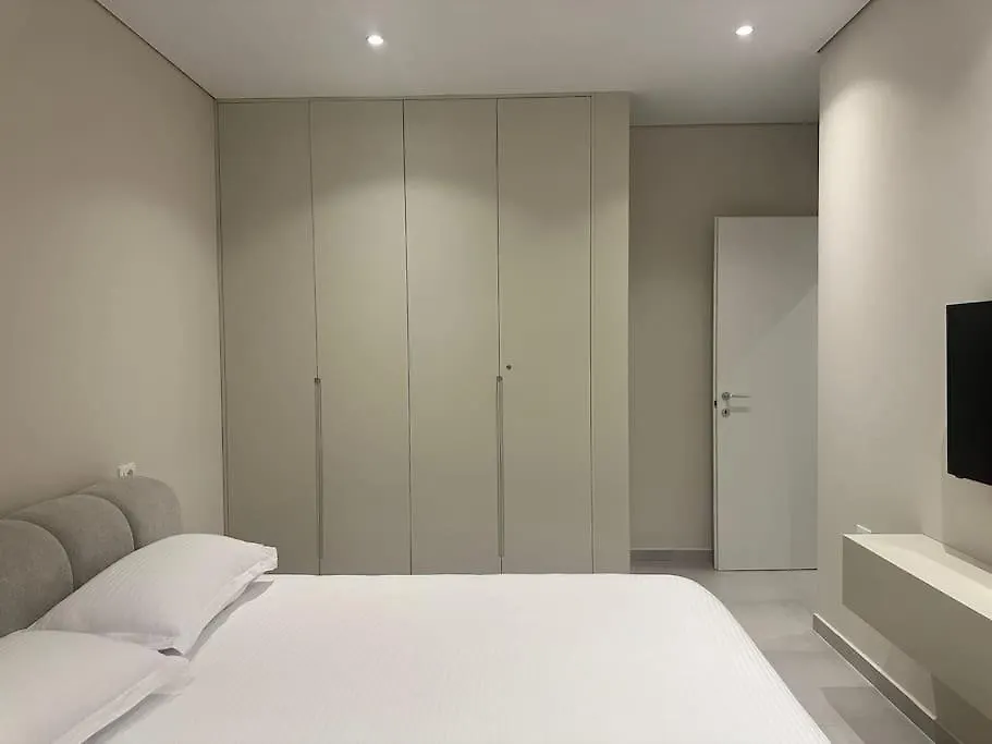 San Pietro, Sunshine Two Bedroom Apartment Durres