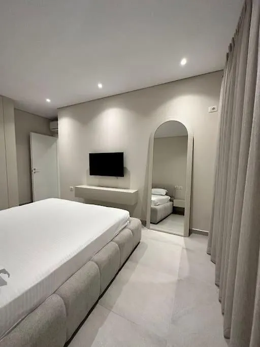 San Pietro, Sunshine Two Bedroom Apartment Durres Albania