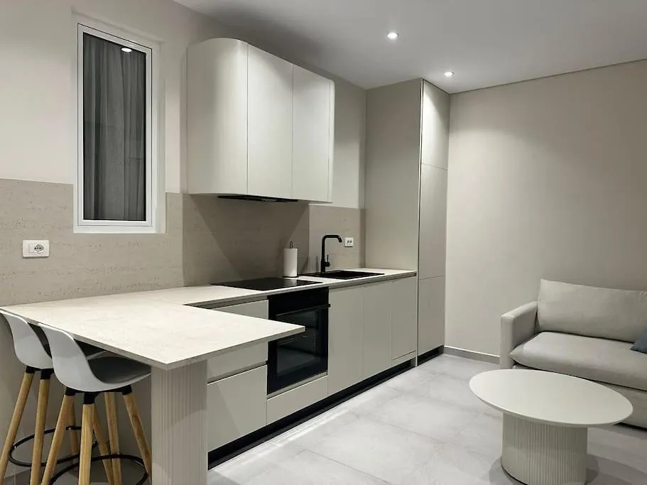 San Pietro, Sunshine Two Bedroom Apartment Durres