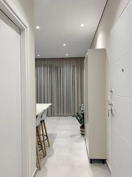 San Pietro, Sunshine Two Bedroom Apartment Durres