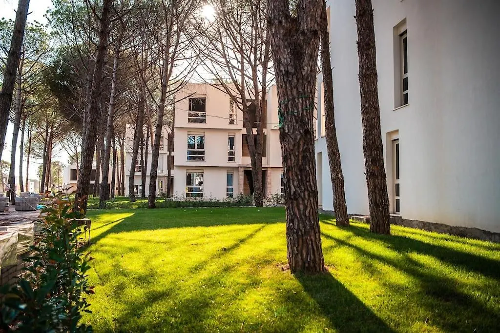 San Pietro, Sunshine Two Bedroom Apartment Durres Albania
